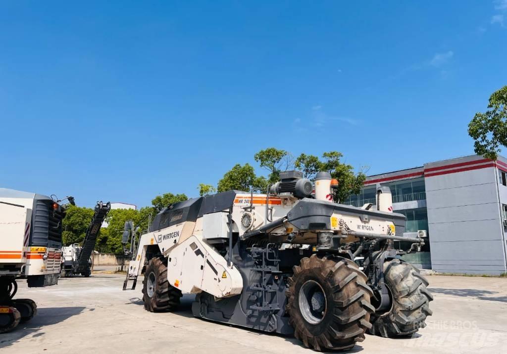 Wirtgen WR 240 Reciclatori asfalt
