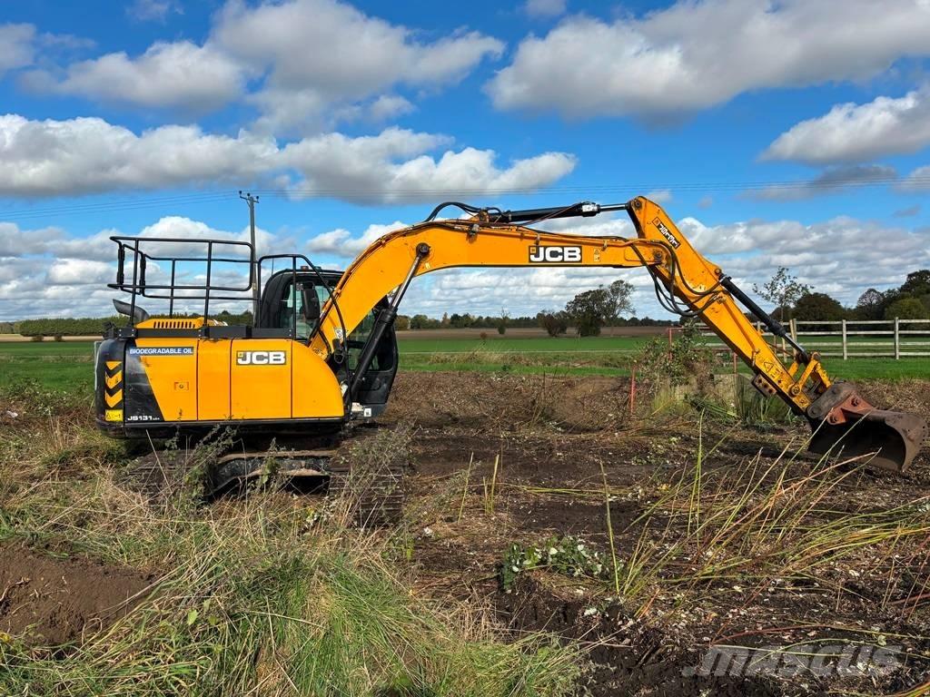 JCB JS 131 LC Excavatoare pe șenile
