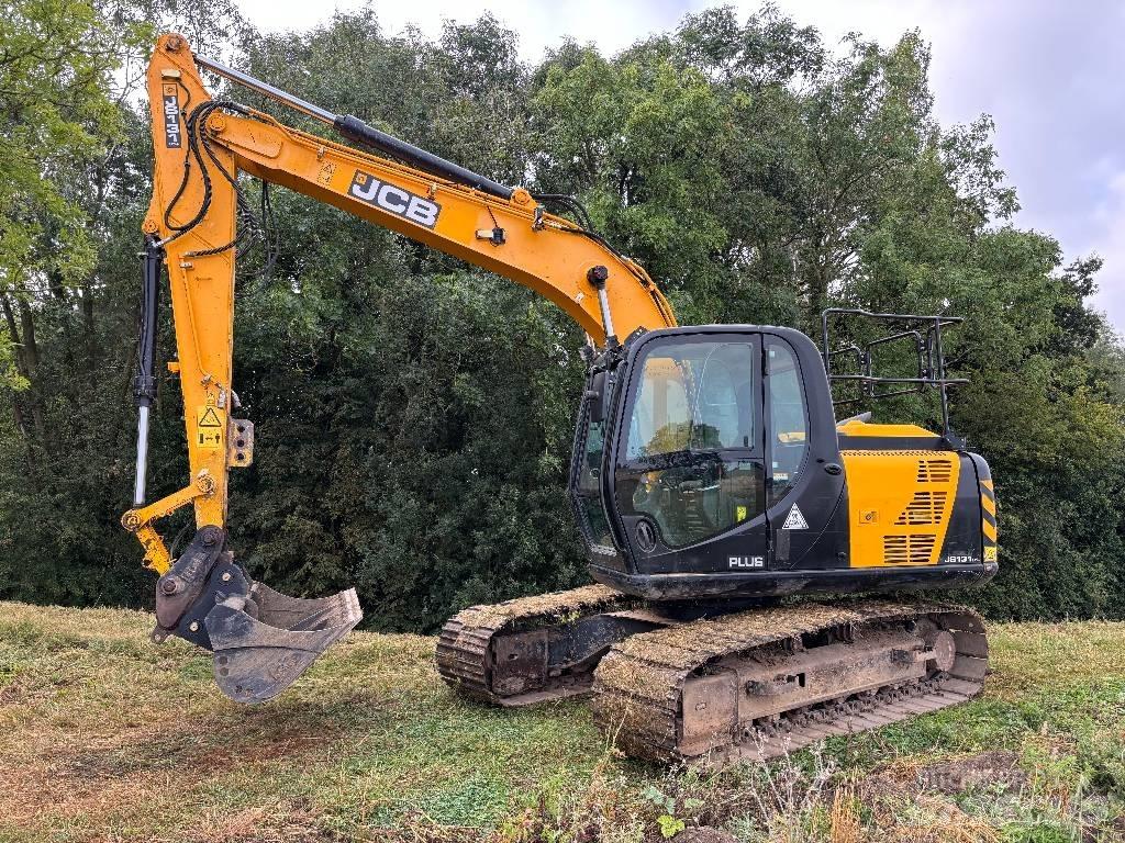 JCB JS 131 LC Excavatoare pe șenile
