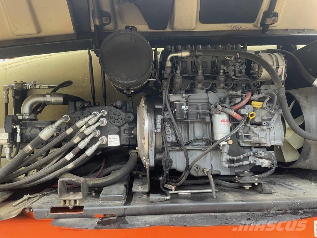 JLG 1250 AJP Nacele cu brat articulat