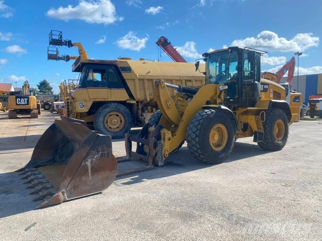 CAT 938M NVT Incarcator pe pneuri