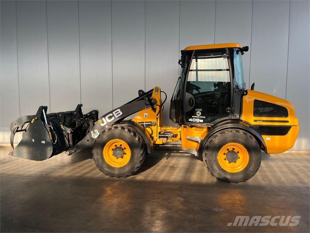 JCB 409 Agri Incarcator pe pneuri