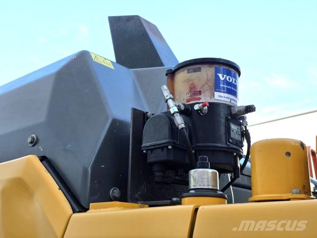 Volvo EC 140 EL Excavatoare pe șenile
