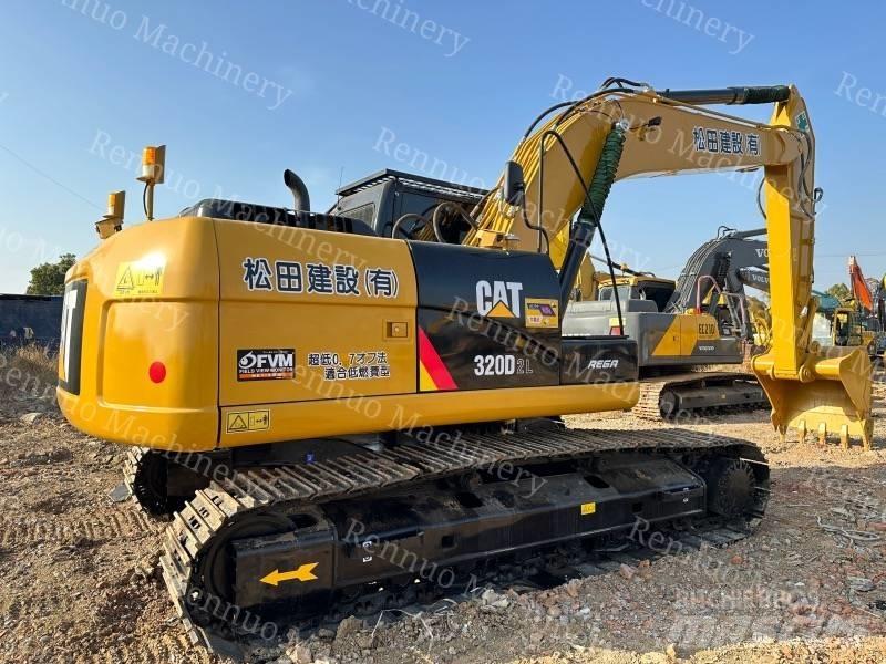 CAT 320D2 Excavatoare pe șenile
