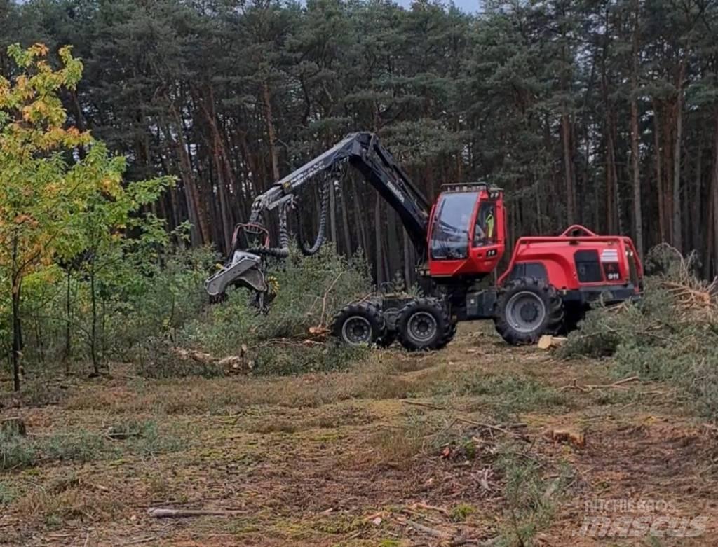 Komatsu 911.6 Combine forestiere