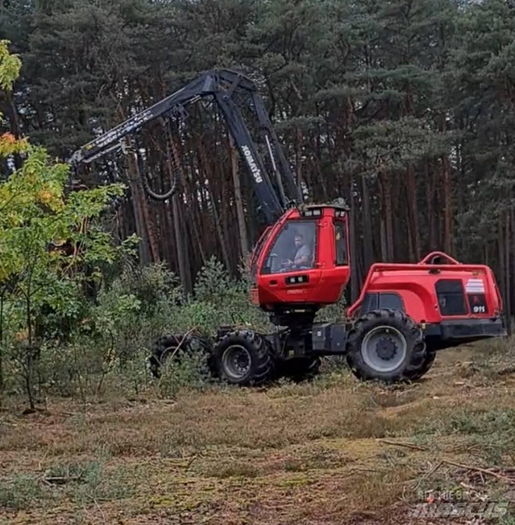 Komatsu 911.6 Combine forestiere