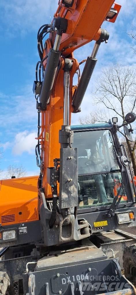 Doosan DX 100 W-7 Excavatoare cu roti