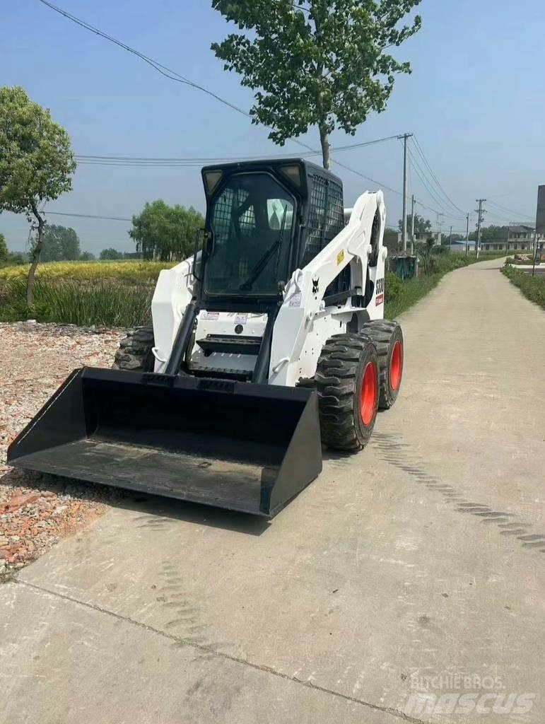 Bobcat S 330 Mini incarcator