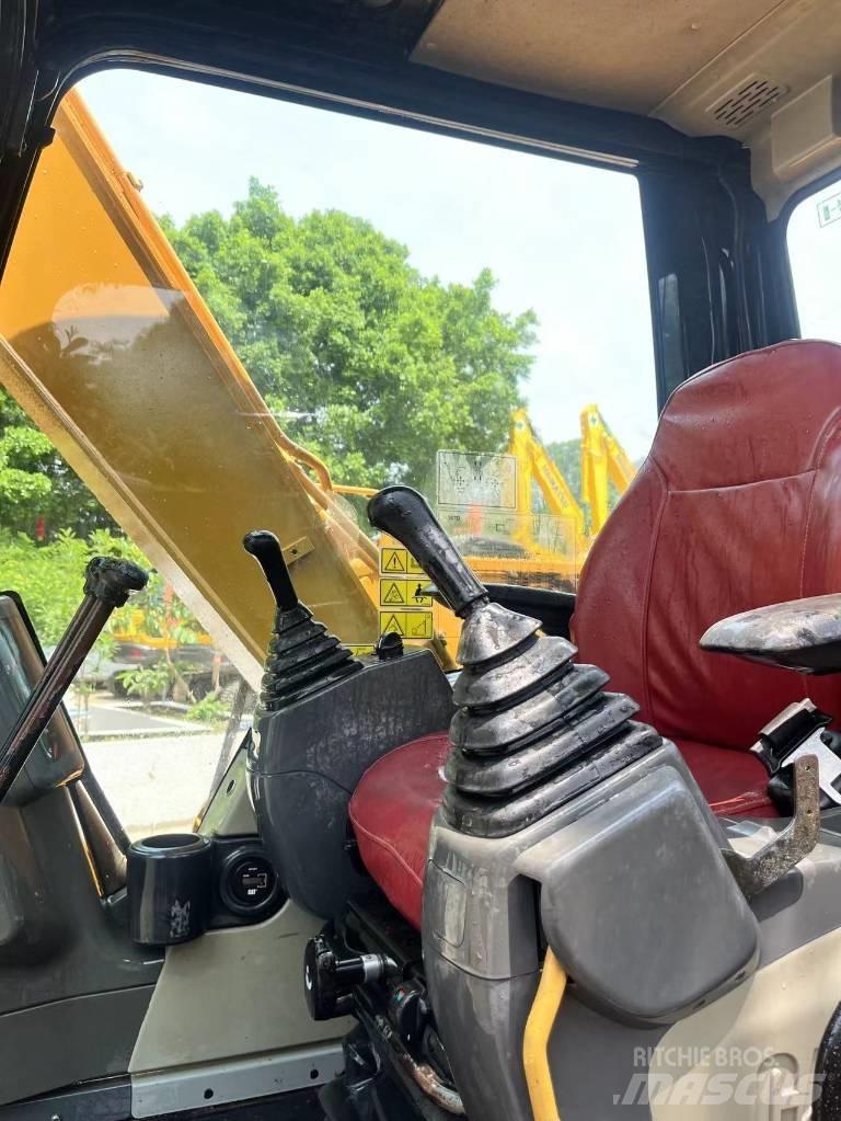 CAT 307 D Excavatoare pe șenile
