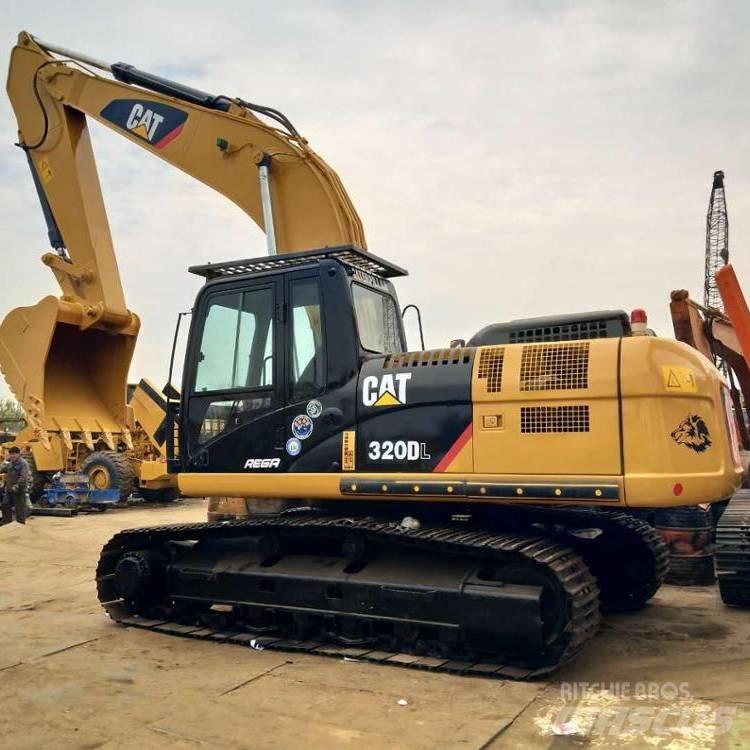 CAT 320D Excavatoare pe șenile
