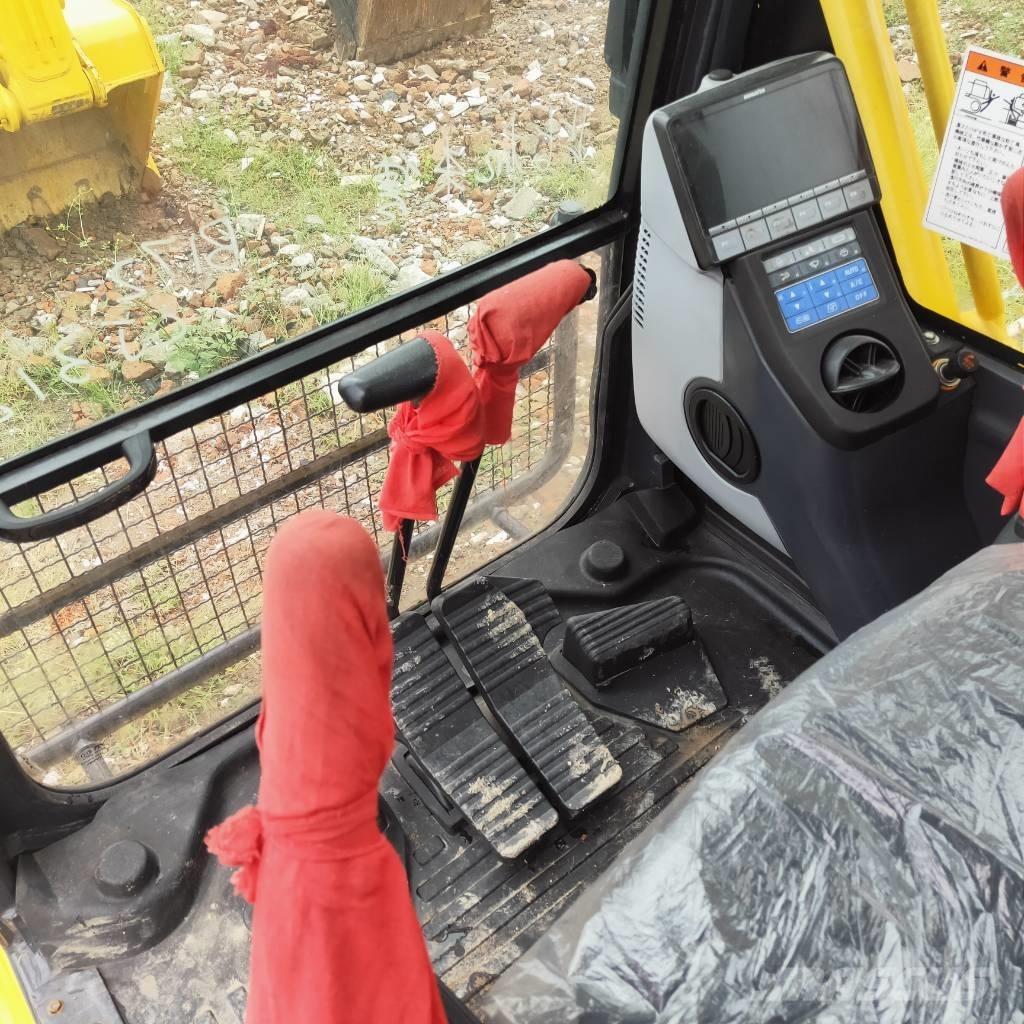 Komatsu PC200-8 Excavatoare pe șenile
