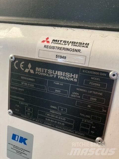 Mitsubishi FD25N3 Stivuitor diesel