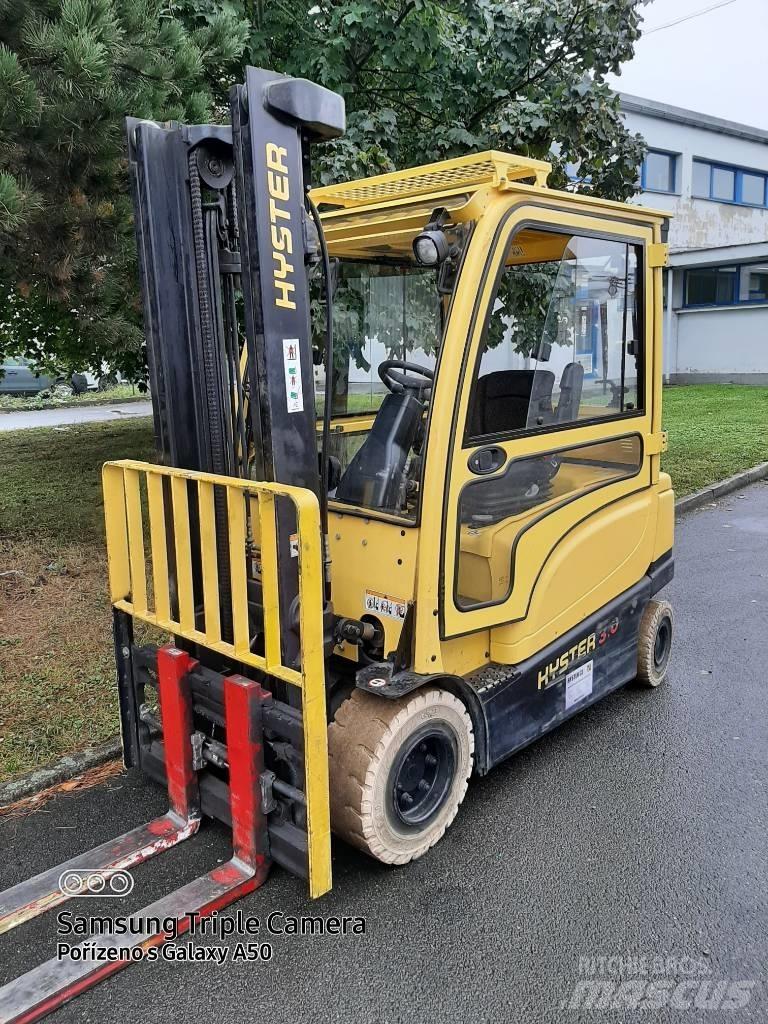 Hyster J3.0XN Stivuitor electric