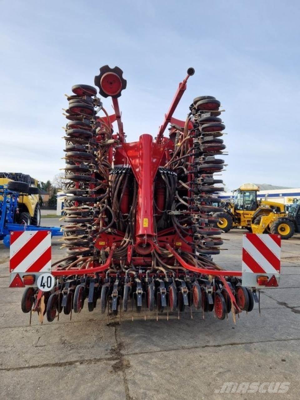 Horsch Pronto 7 DC Perforatoare