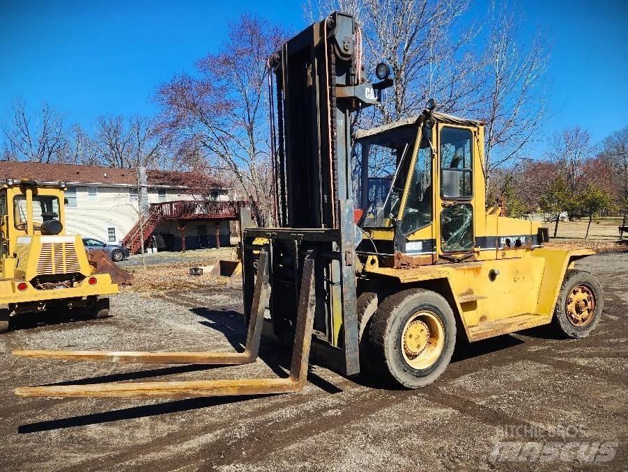 CAT V 330 C Stivuitoare de containere