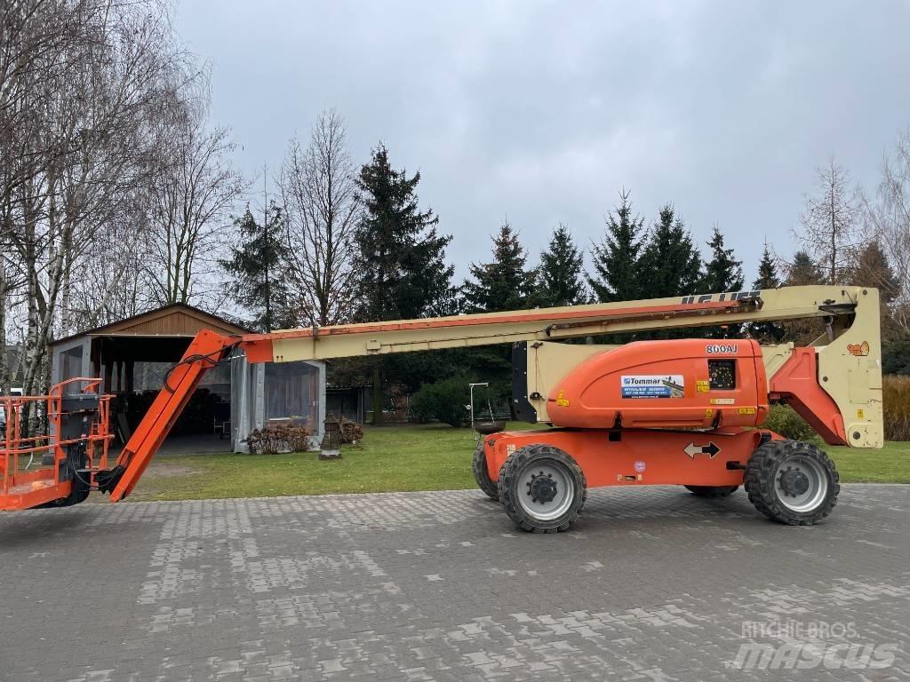 JLG 800 AJ Nacele cu brat articulat