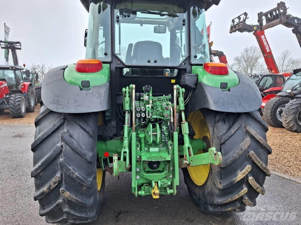 John Deere 6110 MC Tractoare