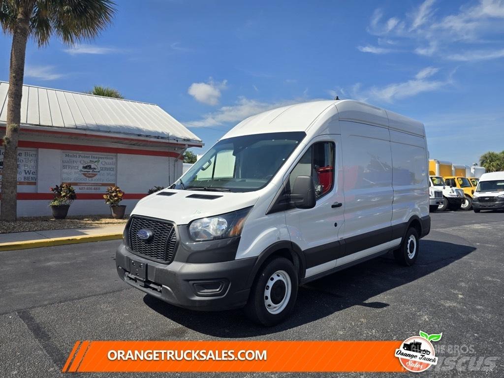 Ford Transit 250 Utilitara
