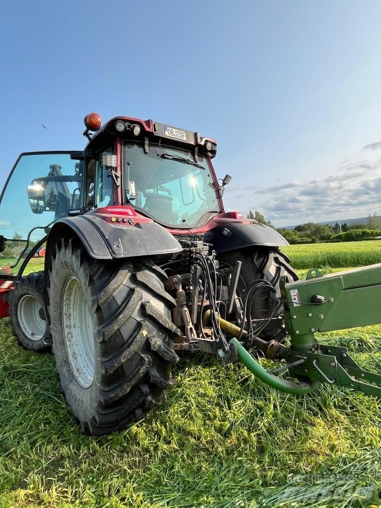 Valtra N155 Versu Tractoare