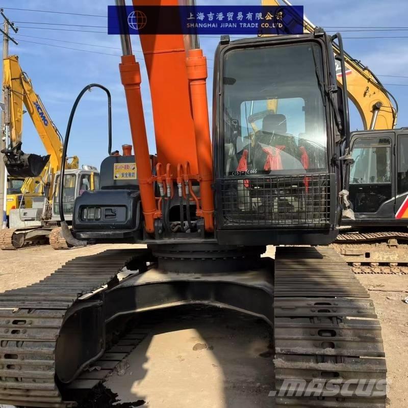 Hitachi ZX 160 Excavatoare 7t - 12t