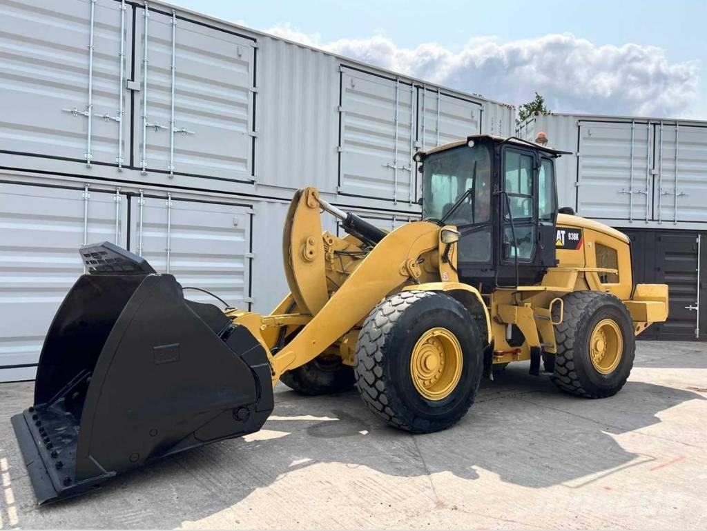 CAT 938 K Incarcator pe pneuri