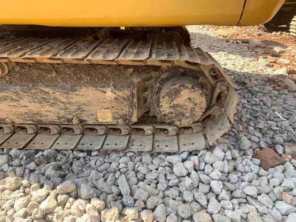 CAT 306 Excavatoare pe șenile
