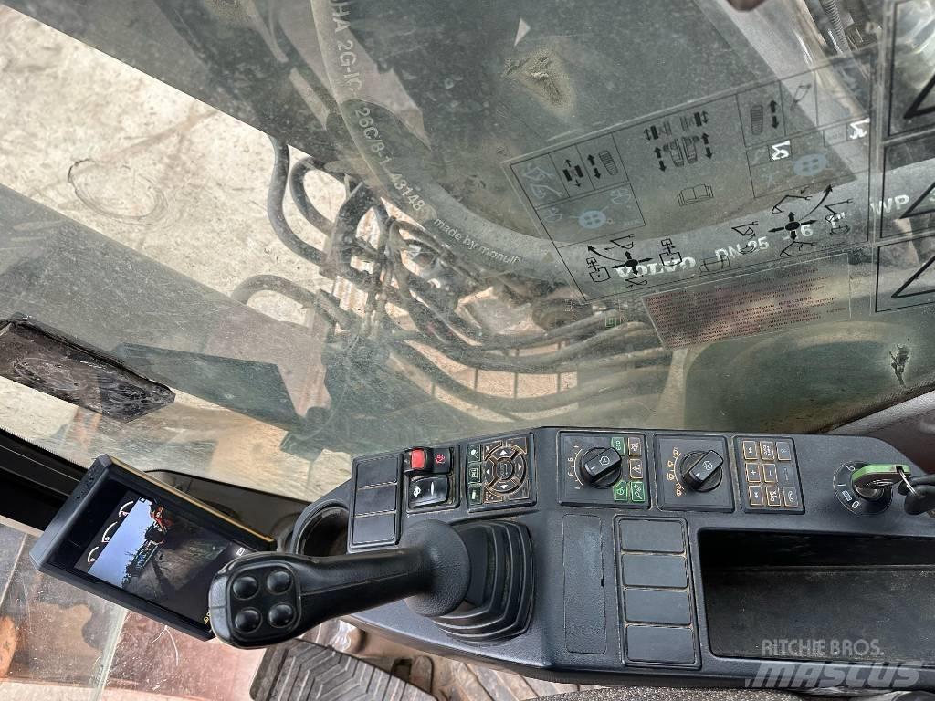 Volvo EC 160 EL Excavatoare pe șenile

