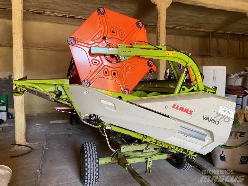 CLAAS Lexion 750 Combine de secerat