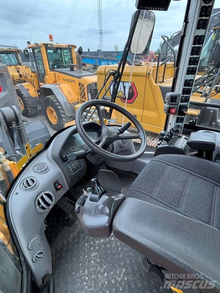 Volvo L90G Incarcator pe pneuri