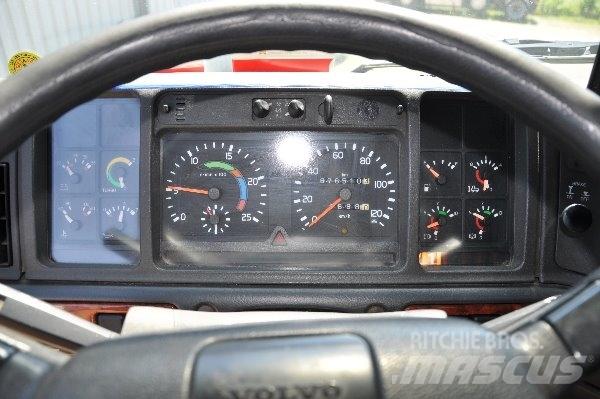 Volvo FH12 6x2 Autotractoare