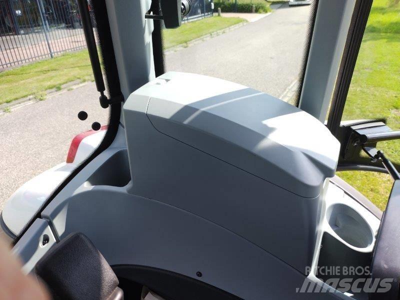 Valtra T 175 A Tractoare