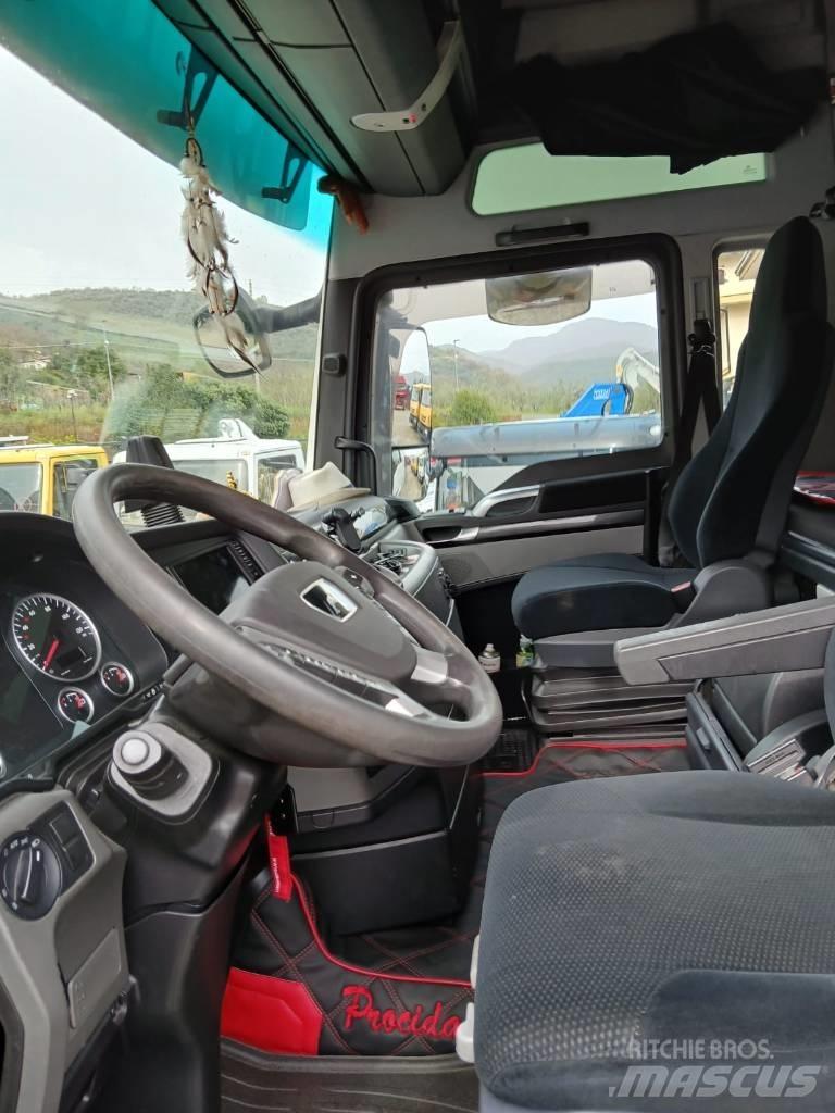 MAN TGX 26.560 Platforma/Troliu