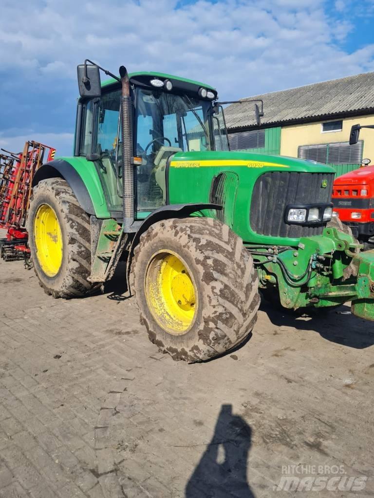 John Deere 6920 Tractoare