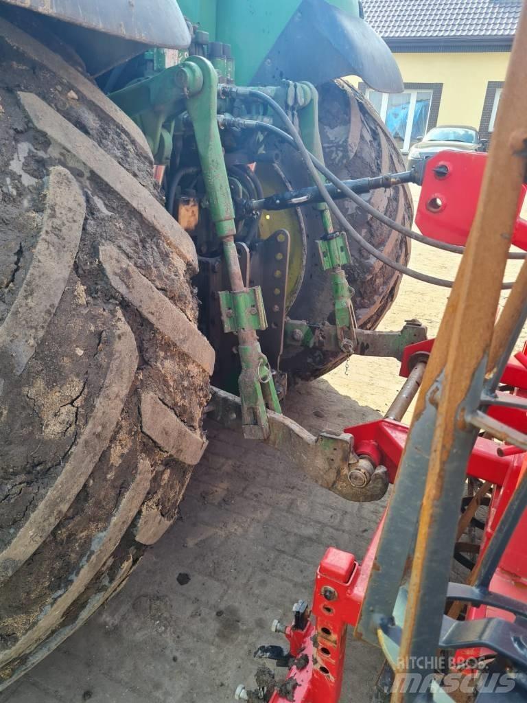 John Deere 6920 Tractoare