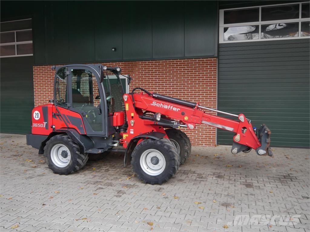 Schäffer 3650T Incarcator pe pneuri