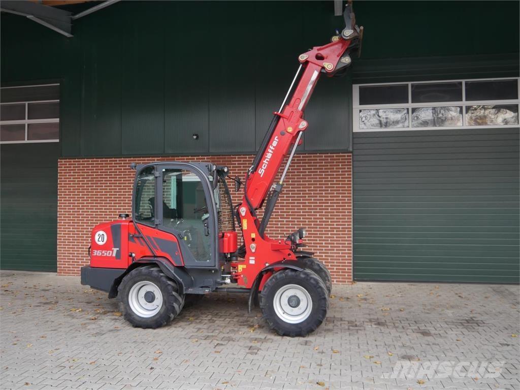 Schäffer 3650T Incarcator pe pneuri