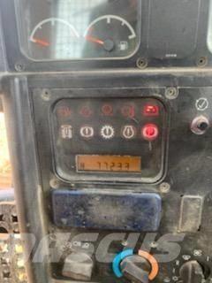 CAT D6N Buldozere pe senile