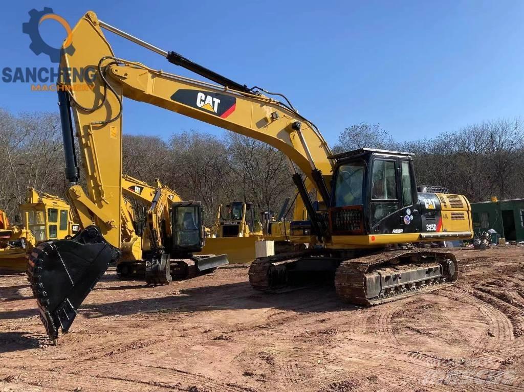 CAT 325 D Excavatoare pe șenile
