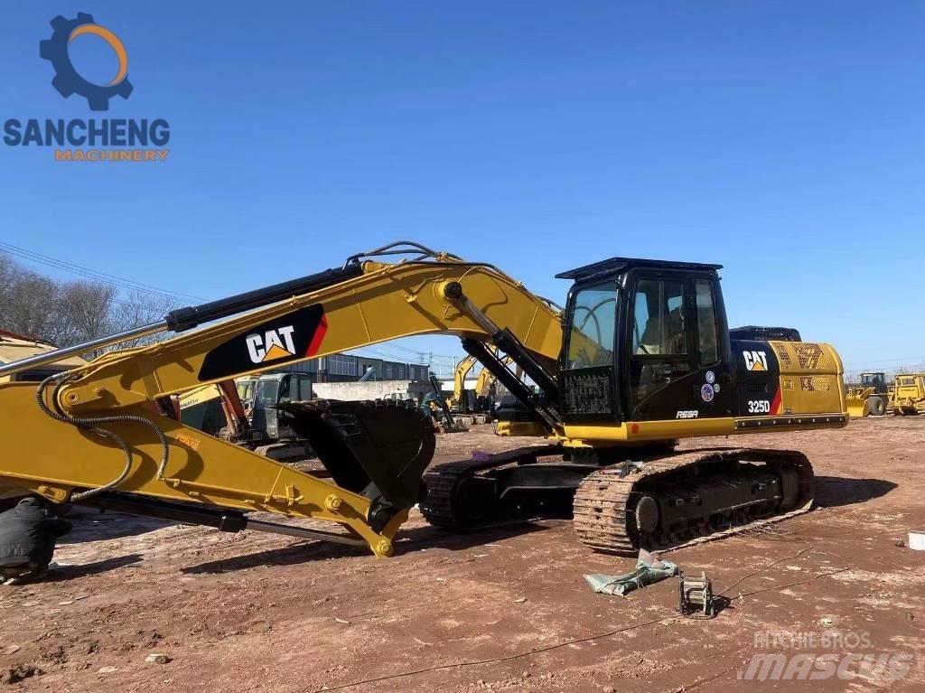 CAT 325 D Excavatoare pe șenile
