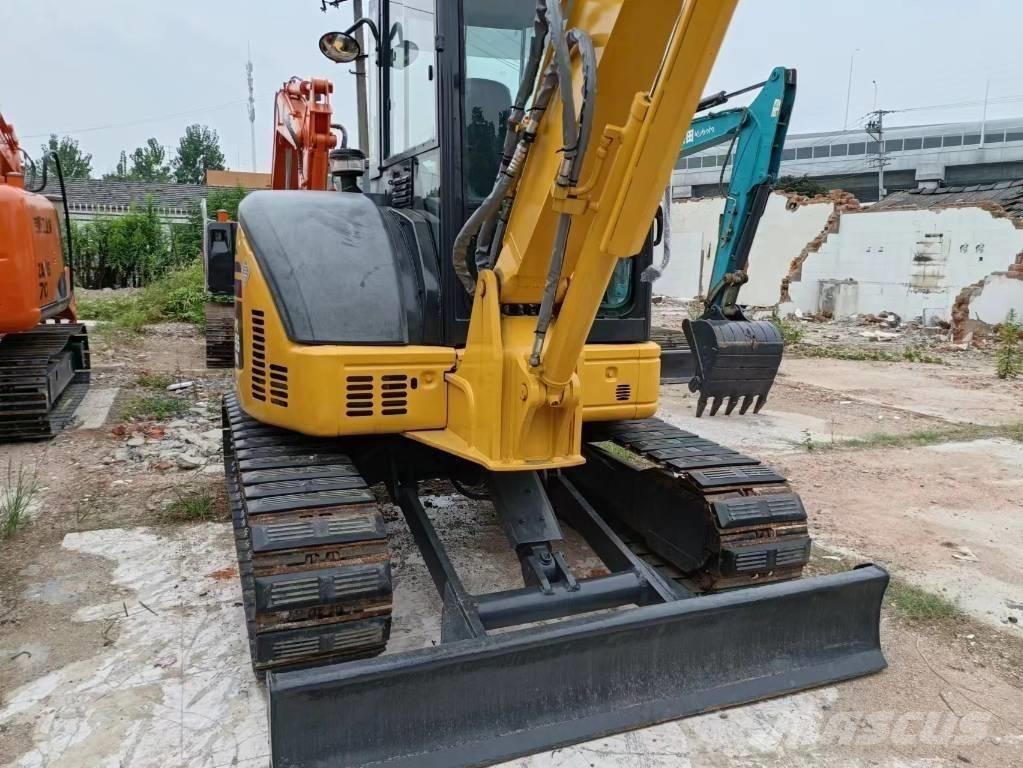 Komatsu PC 55 MR Excavatoare pe șenile
