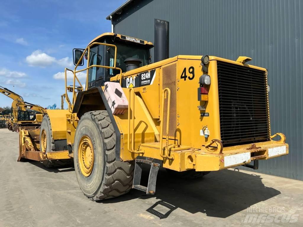 CAT 824H buldozere pe roti