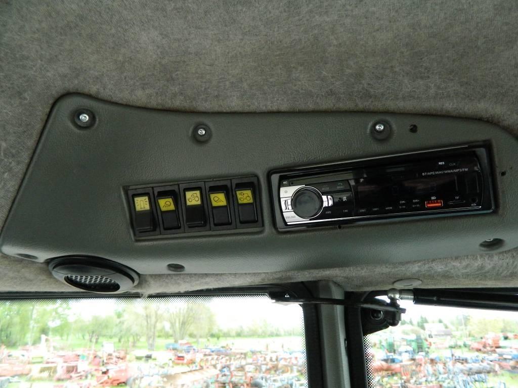 Valtra C 130 Tractoare