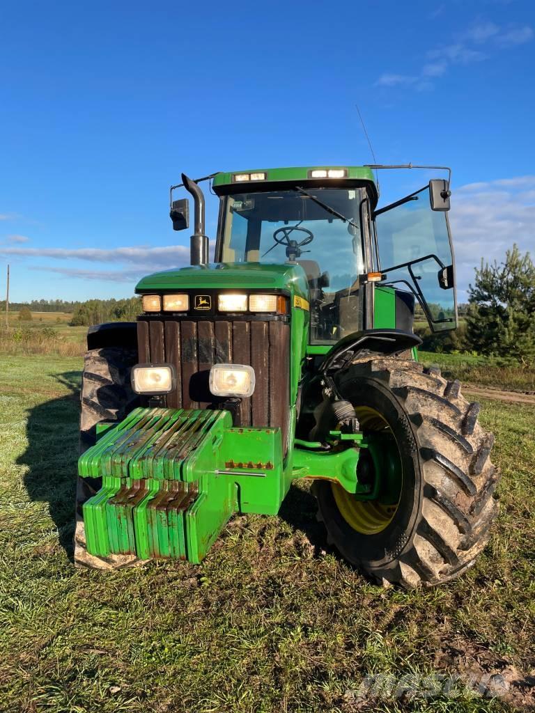 John Deere 8200 Tractoare