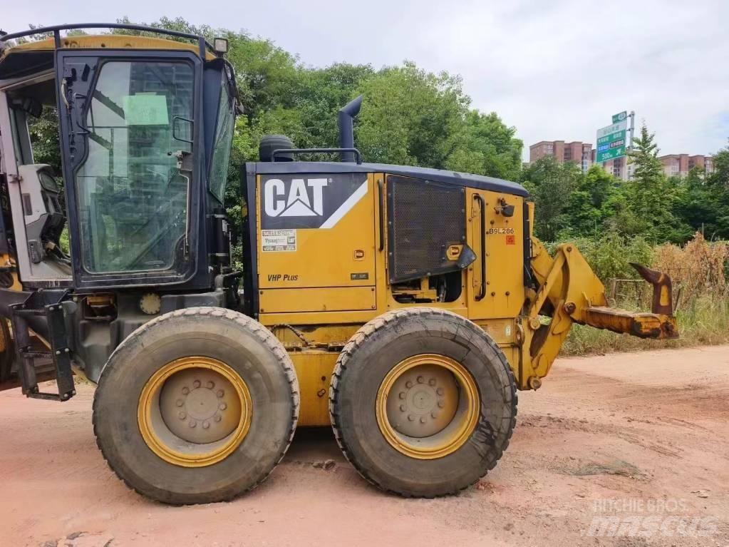 CAT 160 M Gredere