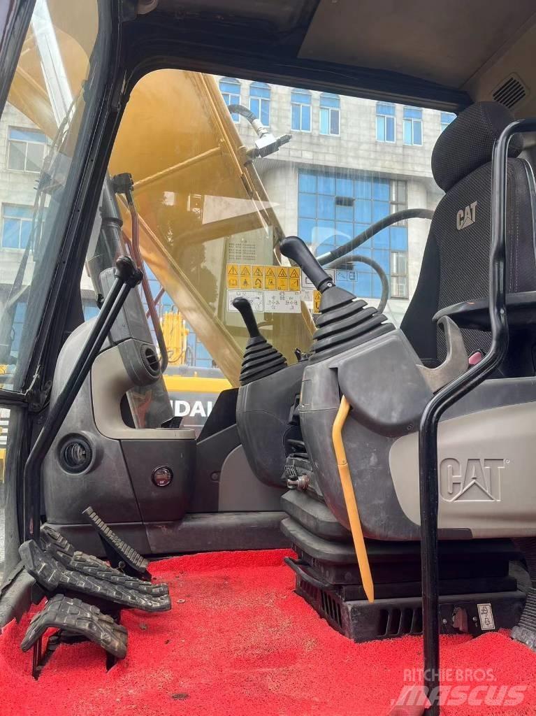 CAT 312D2GC Excavatoare 7t - 12t