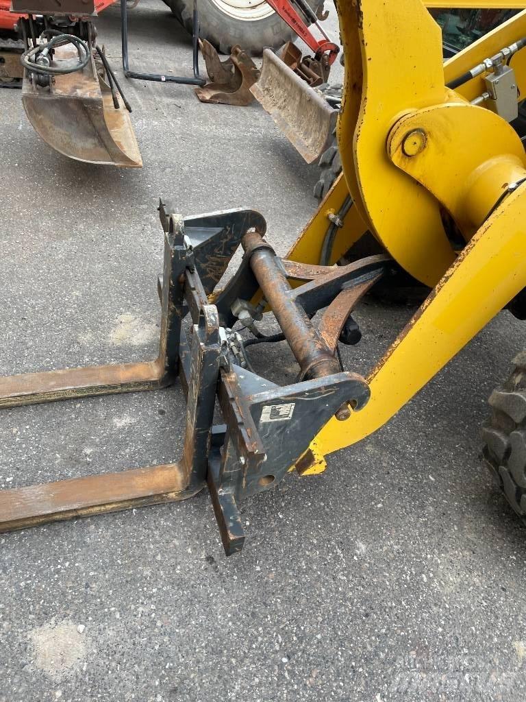 Komatsu WA 70 Incarcator pe pneuri