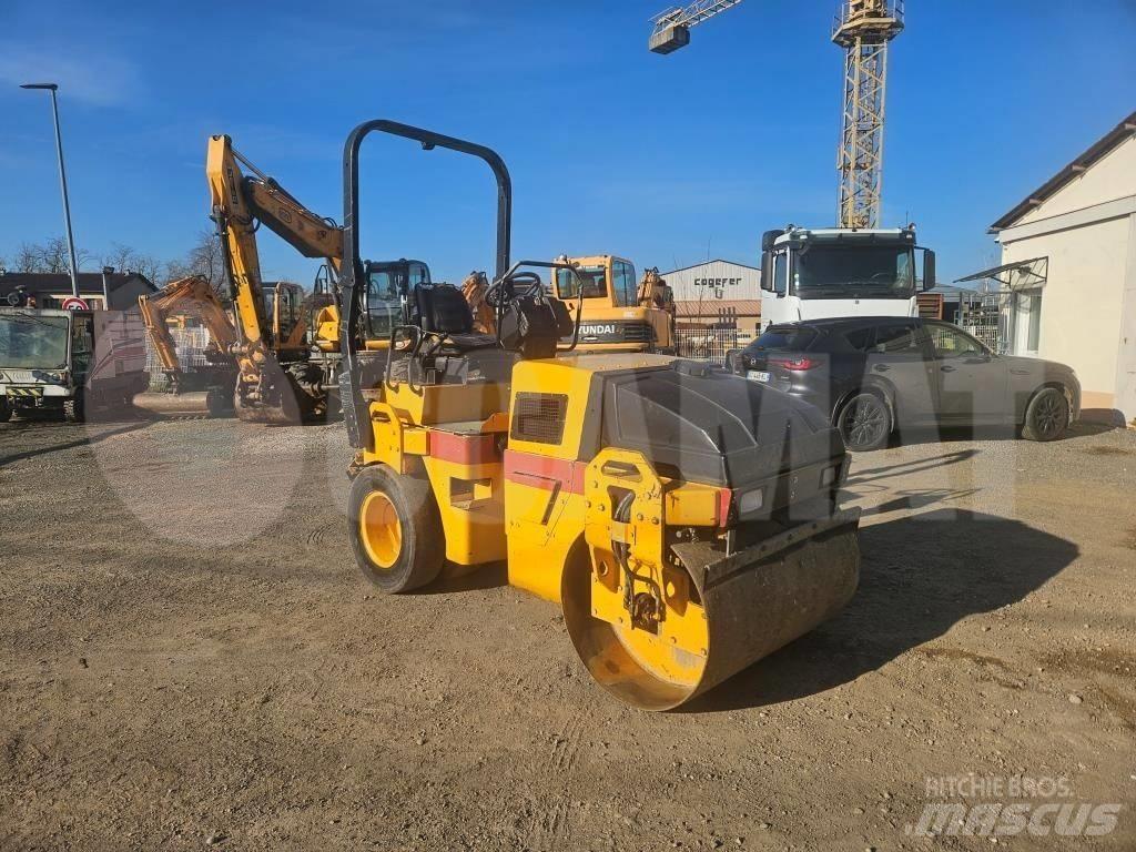 Dynapac CC 900 Cilindri compactori dubli