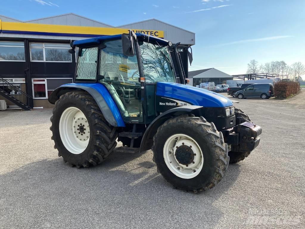 New Holland TL 90 Tractoare