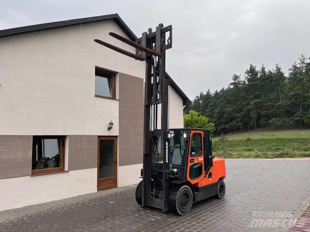 Doosan D 55 C-7 Stivuitor diesel