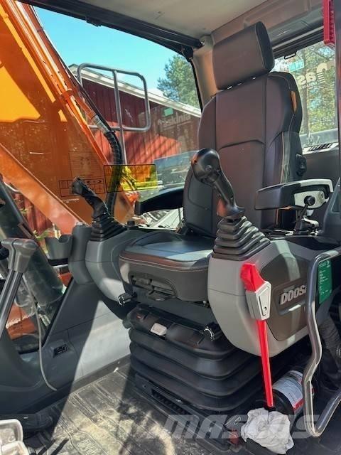 Doosan DX 140 LC Excavatoare pe șenile
